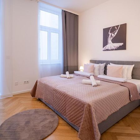Home Sweet Home - Vienna Central Ngoại thất bức ảnh