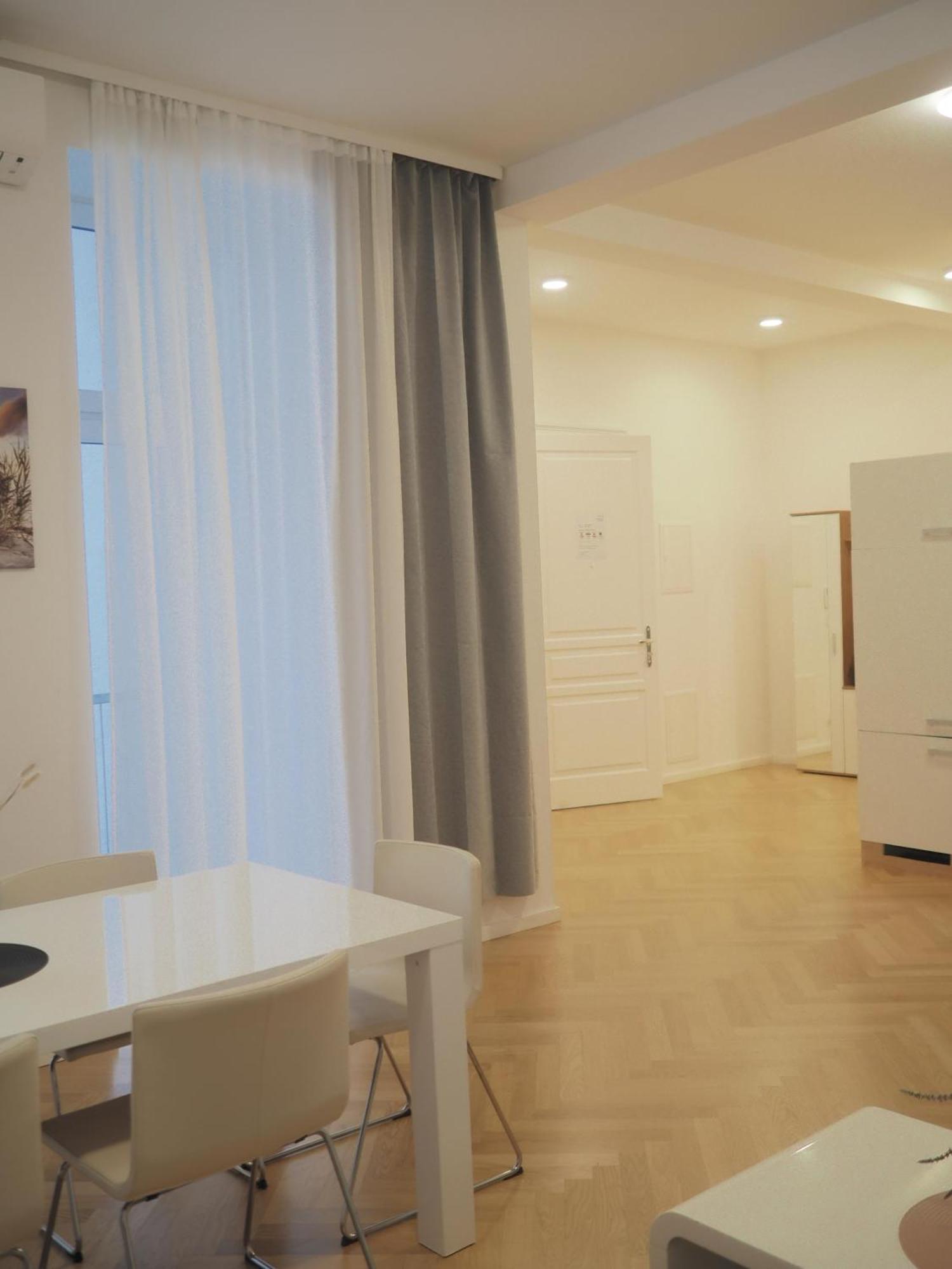 Home Sweet Home - Vienna Central Ngoại thất bức ảnh